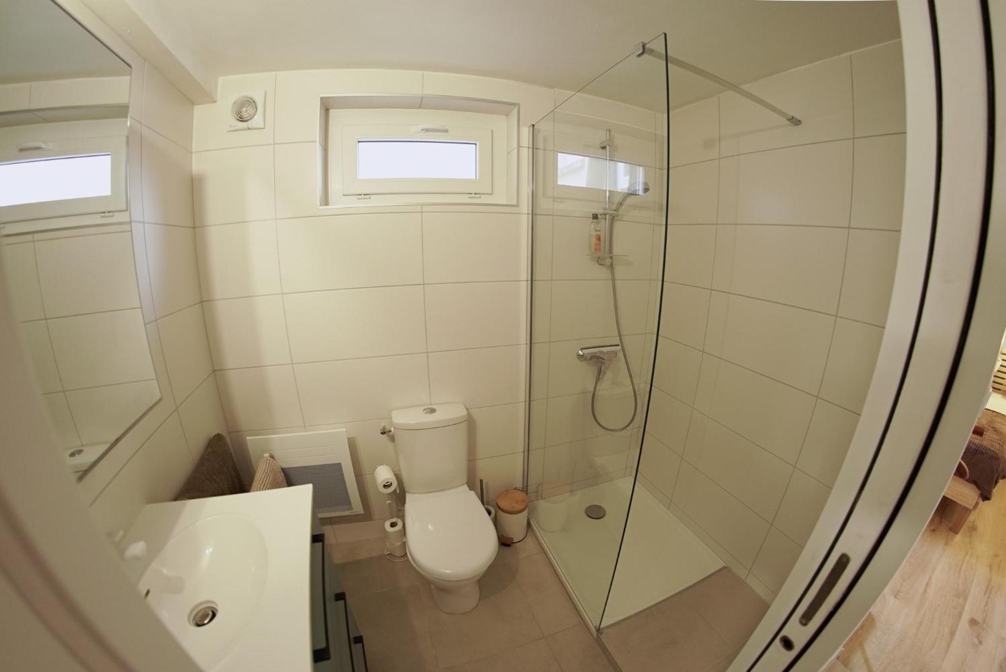 בנרס-דה-ביגור Le Montarrouye Appartement Pour 2 A 6 Personnes מראה חיצוני תמונה