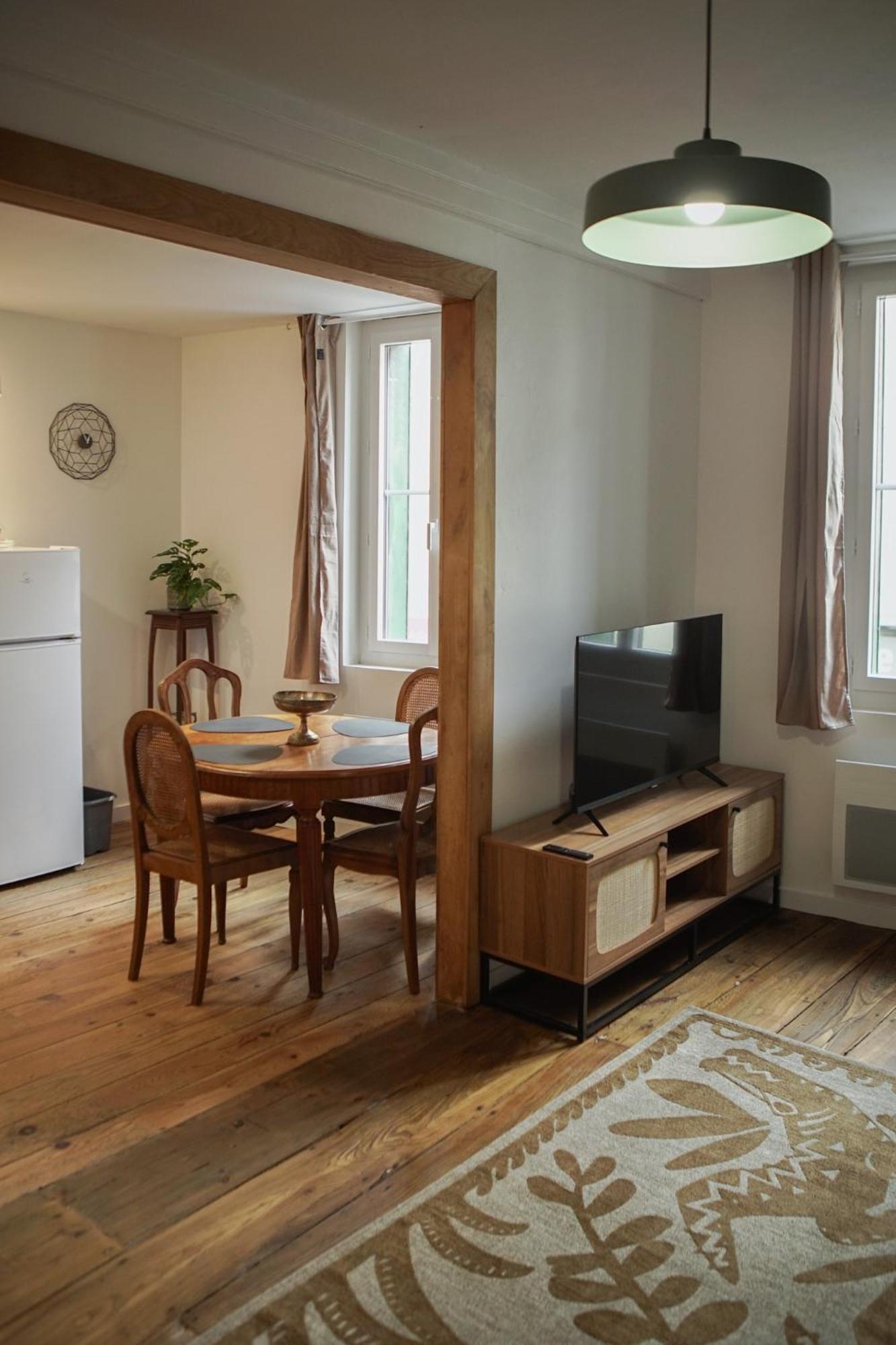 בנרס-דה-ביגור Le Montarrouye Appartement Pour 2 A 6 Personnes מראה חיצוני תמונה